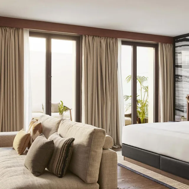 جناح جونيور بسرير كينج بشرفة، Hyatt Thompson Madrid 1/3