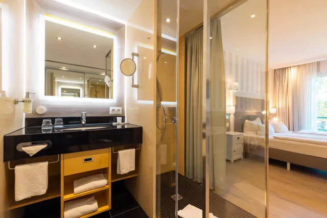 غرفة كومفورت بسرير كينج، Hotel Vier Jahreszeiten Zingst 9/10