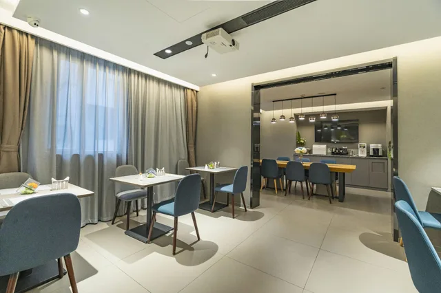Home Inn Changshou Road، شانغهاي 28/42