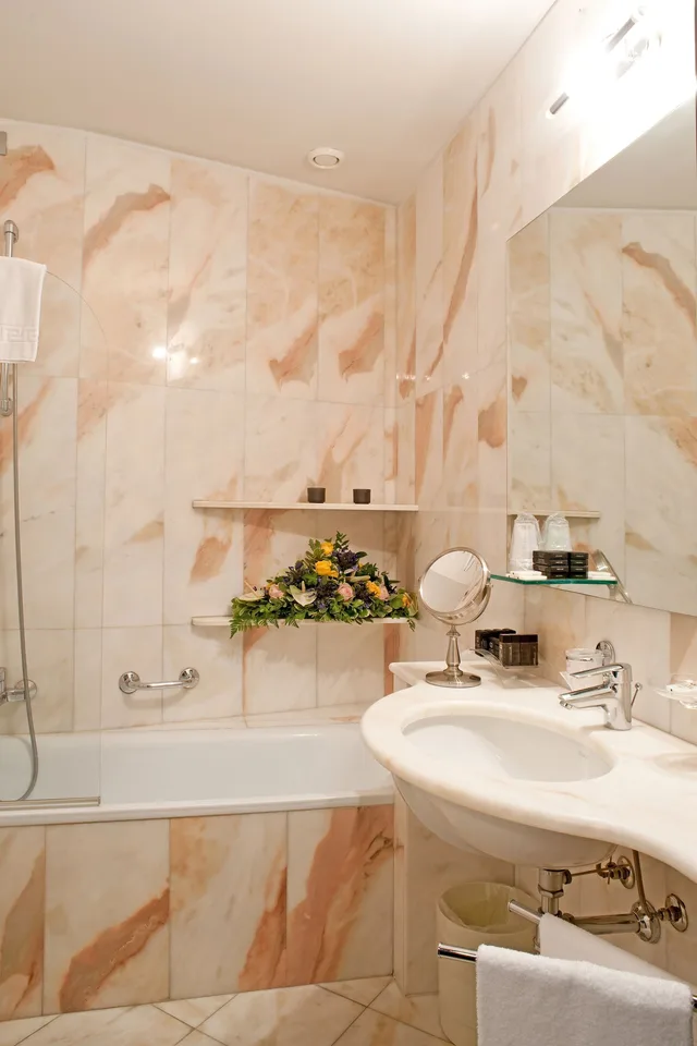 غرفة سوبيريور ثلاثية بسرير كوين وسرير فردي، Hotel San Pietro 2/2