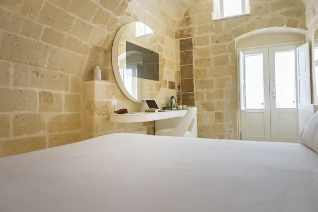 غرفة سوبيريور بسرير كوين، Aquatio Cave Luxury Hotel & Spa 3/4