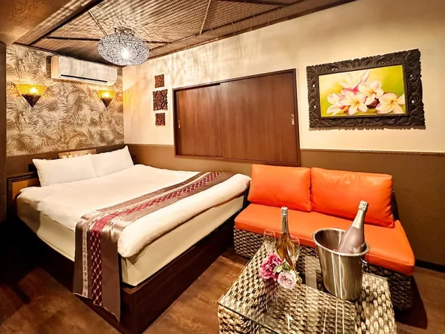 Moderate, Queen Bed, Smoking، Hotel Gran Bali Resort 1/10