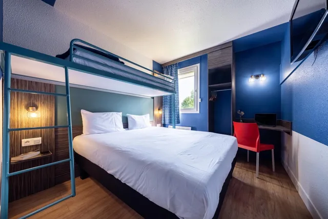 Pop, 1 Double and 1 Single Bed، greet Chartres Est 2/6