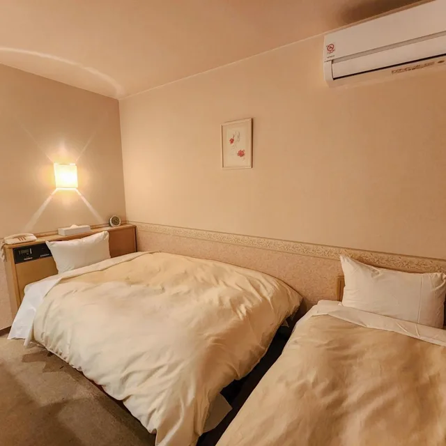 غرفة اقتصادية بسريرين منفصلين للمدخنين، Crown Hills Kanazawa 2/10