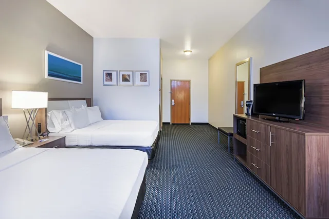 غرفة قياسية بسريرين كوين، Holiday Inn Express Hotel And Suites Pharr 3/4