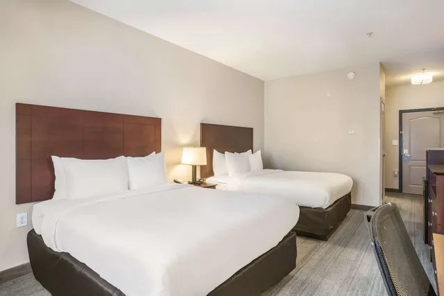 غرفة بسريرين كوين، Comfort Inn & Suites Fairburn - Atlanta Southwest 2/4