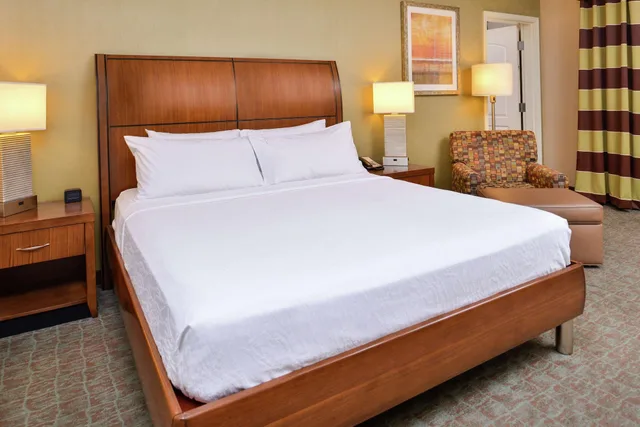 suite, accessible, Hilton Garden Inn Boise Spectrum 7/9
