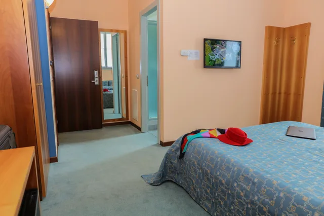 Standard, Single, Queen Bed, Villa Cagnola 5/10