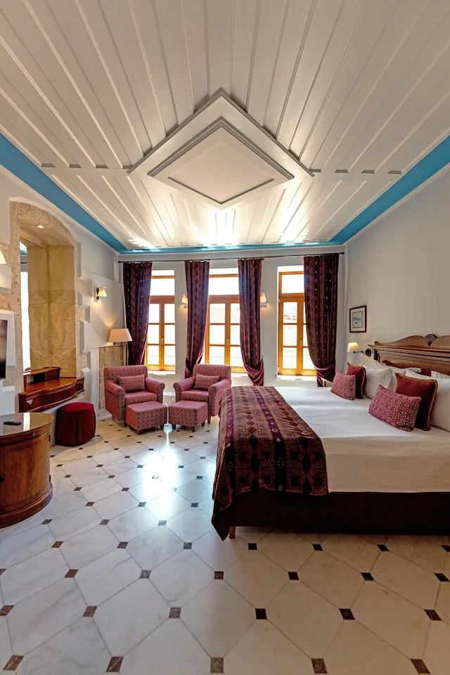 جناح بسرير كوين بغرفة نوم واحدة مع أريكة، Casa Delfino Suites 4/10