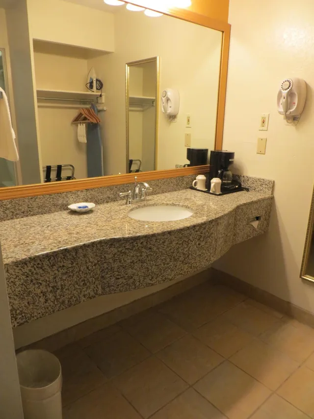 جناح بسرير كينج، Executive Inn And Suites Sacramento 4/8