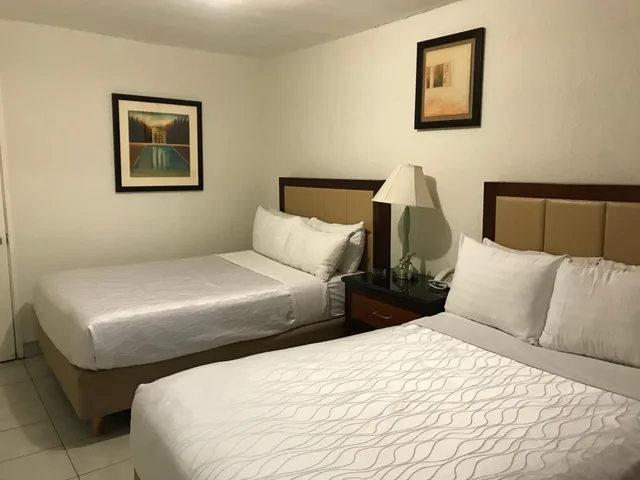 غرفة بسريرين منفصلين، Hotel Guillen Jr 4/6
