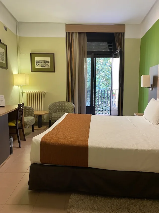 غرفة سوبيريور بسريرين منفصلين، Hostal Ballesta 3/5
