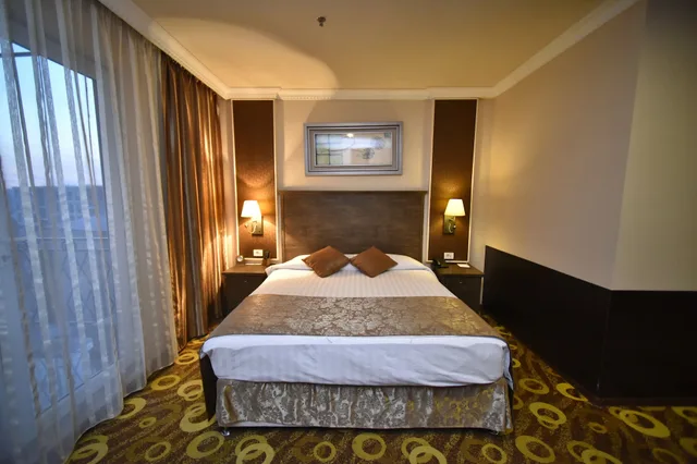 Standard, Twin Beds, IMPERIAL PALACE HOTEL 6/9