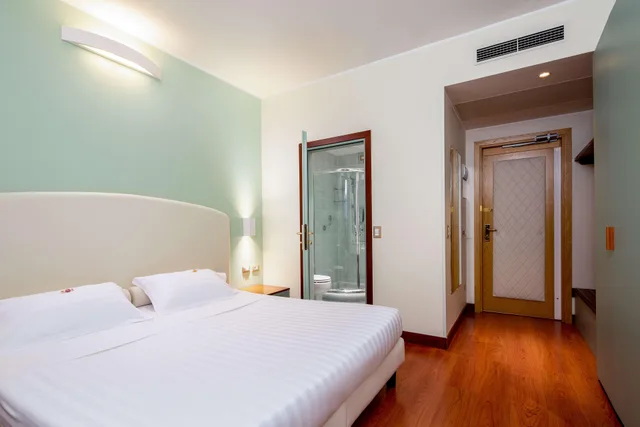 Standard, Double Bed, Best Western Air Hotel Linate 1/3