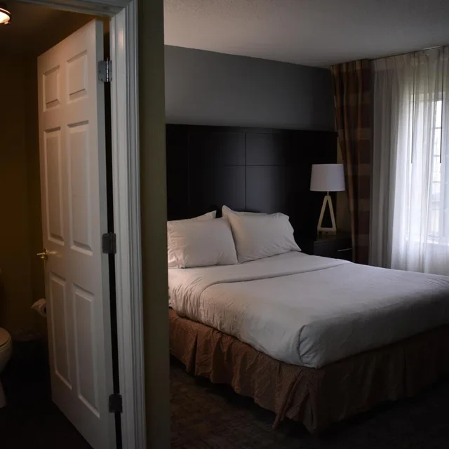 جناح عائلي بغرفتي نوم، Staybridge Suites Cranbury-South Brunswick 6/10