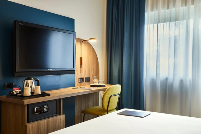 جناح، Belstay Roma Aurelia 4/8