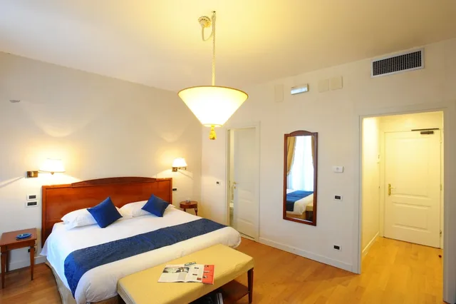 جناح جونيور، Locanda del Ghetto 2/6