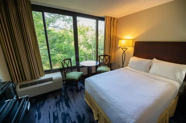 غرفة قياسية بسرير مزدوج، Holiday Inn Resort Bar Harbor Acadia Natl Park 3/10