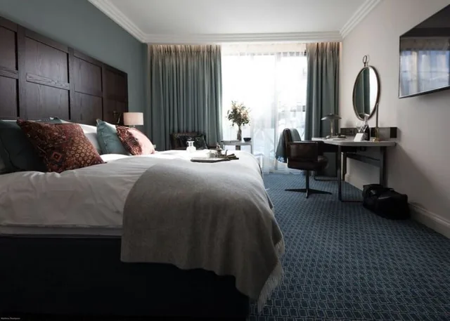 غرفة سوبيريور بسرير كينج، Clayton Hotel Cambridge 1/2