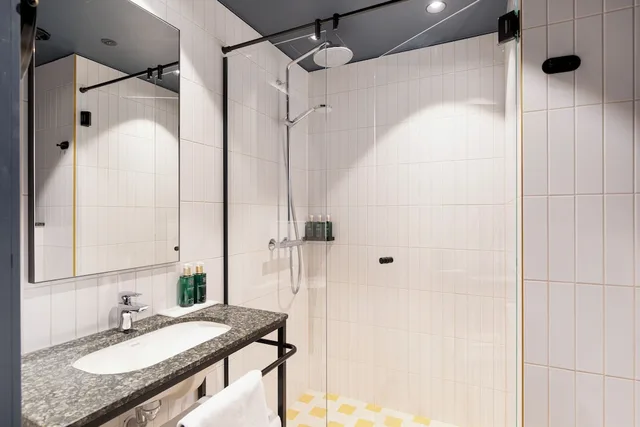 Solo, King Bed، Solo Sokos Hotel Helsinki 5/6