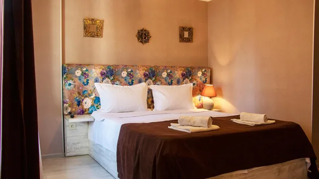 جناح عائلي بشرفة، New Metekhi Hotel 5/10