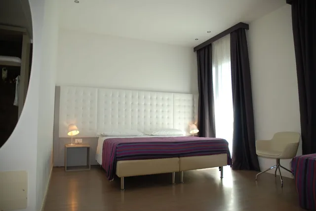 غرفة سوبيريور ثلاثية بثلاثة أسرّة، Lugano Torretta 3/10