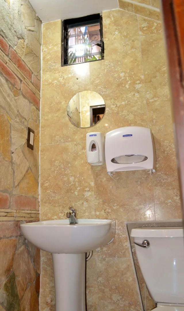 Room, Single, Single Bed, with Fan، Villa Florencia Centro Hotel 4/4