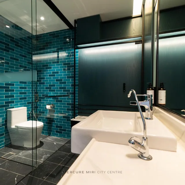 غرفة بريفيليج بسريرين منفصلين، Mercure Miri City Centre 9/10