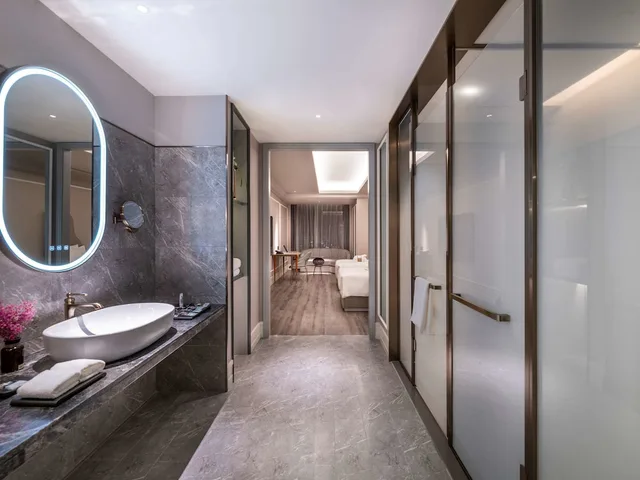 غرفة بريفيليج بسرير كينج، Mercure Suzhou Jinji Lake 9/9