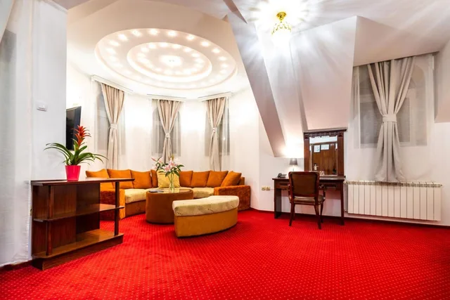 Vila Royal Crown، Subotica 30/50