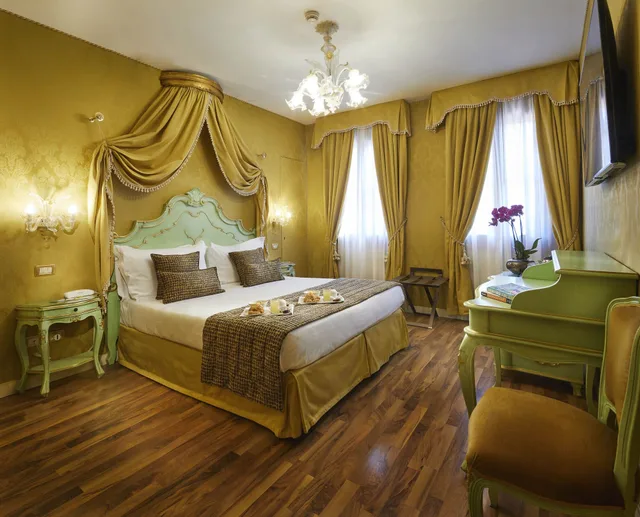 غرفة سوبيريور بسرير مزدوج، La Locanda di Orsaria 1/5