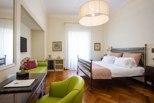 Junior Suite, Double and Twin Beds, French Balcony، Palazzo Marziale 5/10