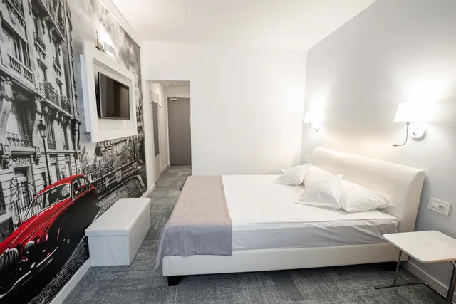 غرفة سوبيريور مفردة بسرير كينج، Continental Hotel 2/10