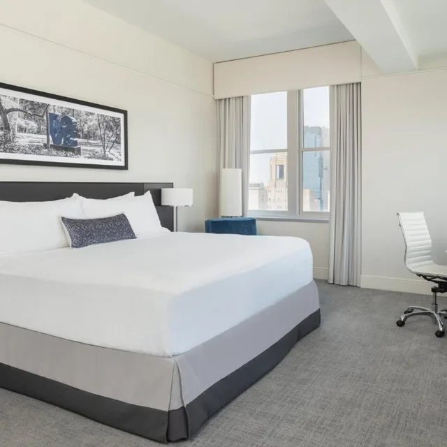 غرفة بريميوم بسرير كينج في طابق مرتفع، Loews Philadelphia 1/4