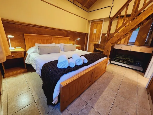 غرفة سوبيريور ثلاثية بسرير مزدوج وسرير فردي، Hotel Del Glaciar Libertador 5/7