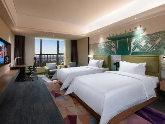 Superior, Twin Beds, Hampton by Hilton Donghai Shuijingcheng 1/1