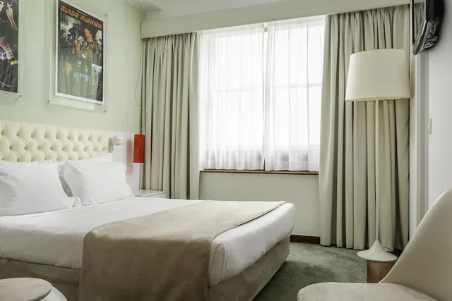 غرفة قياسية مفردة بسرير مزدوج، Florida Hotel 5/9