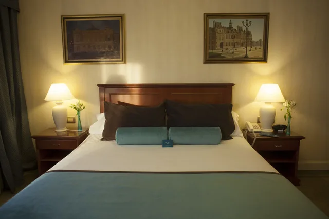 غرفة قياسية بسرير كينج، EPIC HOTEL VILLA MERCEDES 7/7
