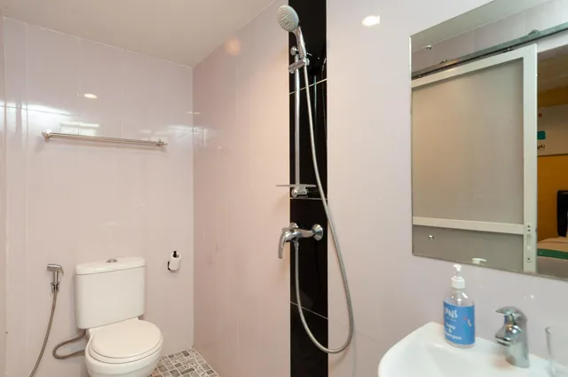 غرفة مفردة، Sans Hotel Finest Medan 3/3