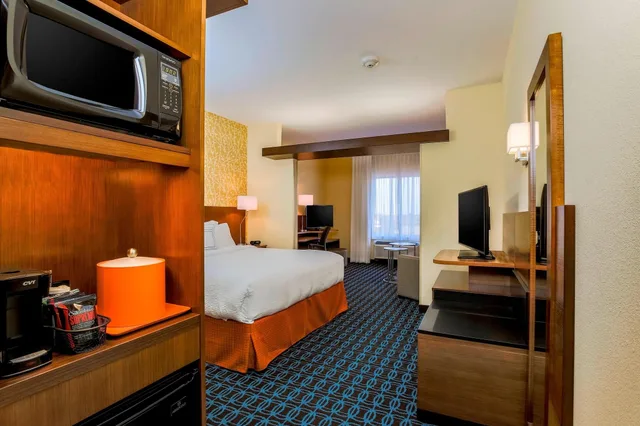 Suite, King Bed, Fairfield Inn Suites Snyder 5/5