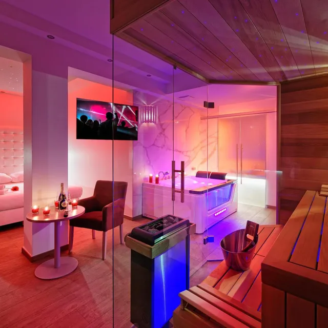 Wellness, Sauna, Hot Tub، Hotel Aura Design & Garden Pool 10/10