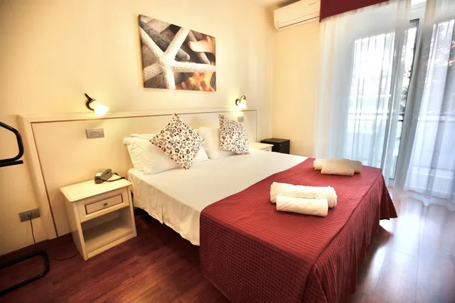 غرفة ديلوكس ثلاثية بشرفة، Hotel Maestri 5/10