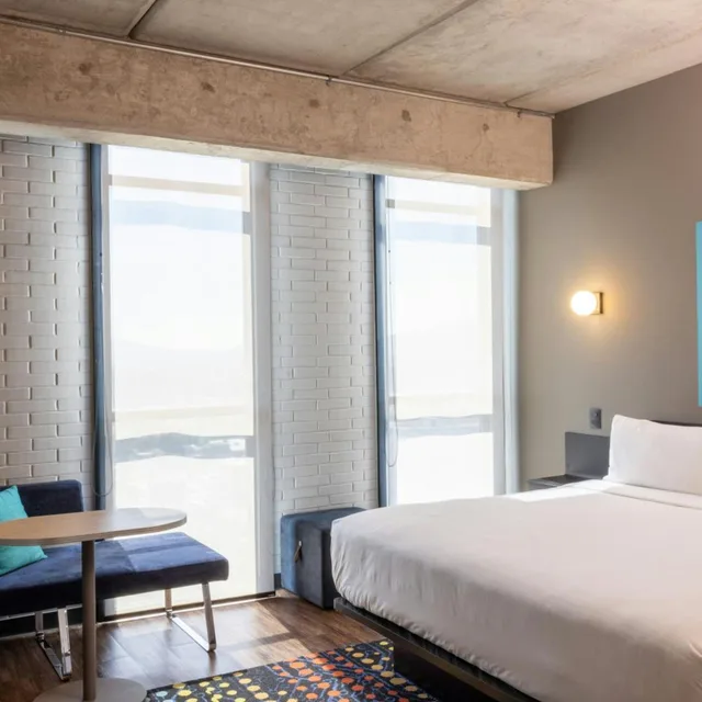Aloft, Guest Room, King Bed، Aloft Guadalajara Sur 2/10
