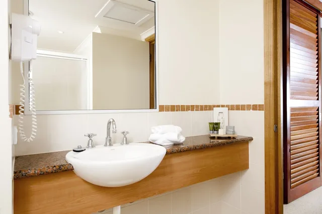 1 Bedroom, Spa, Suite, Queen Bed، Mantra In The Village 4/6