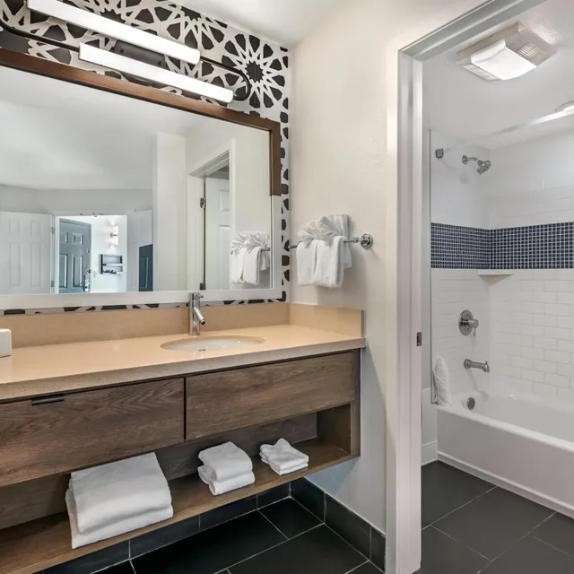 1 Bedroom, Suite, Pool Area، Sonesta ES Suites Orlando Lake Buena Vista 4/4