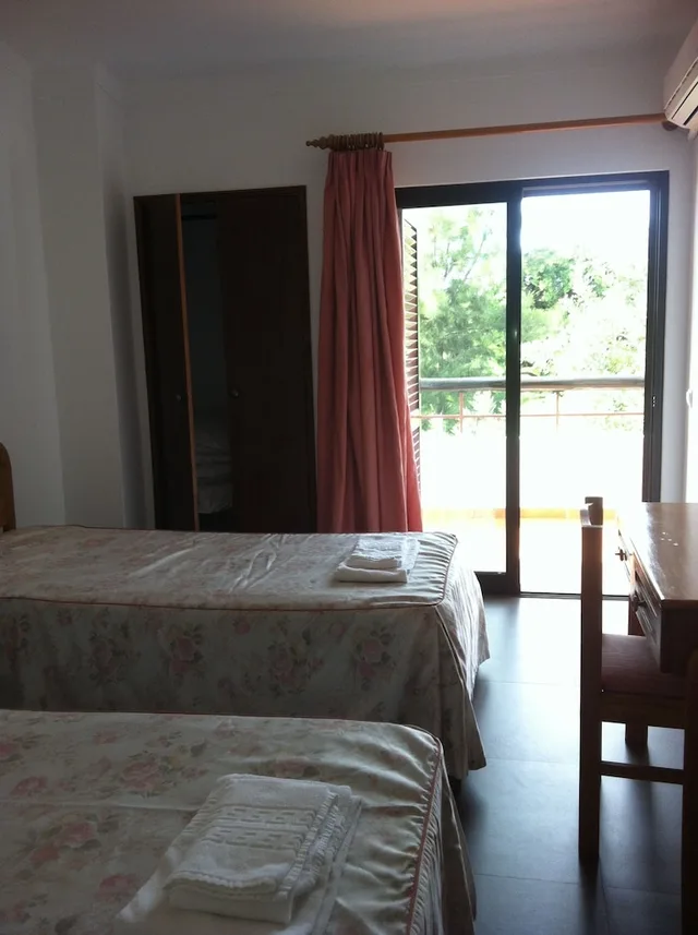 فيلا سوبيريور بسرير كوين وسريرين منفصلين بـ3 غرف نوم مع أريكة، Turiquintas Holiday Village 2/4