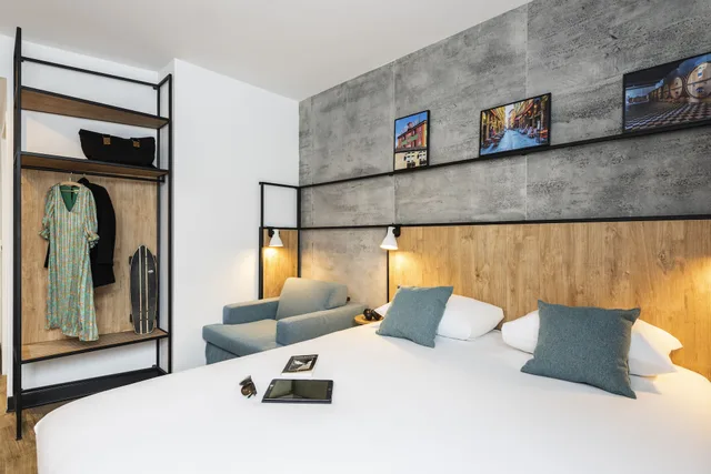غرفة بريميوم بسرير مزدوج وسرير فردي، ibis Lyon Sud Oullins (Ex Hotel Campanile LYON SUD - Oullins) 3/8