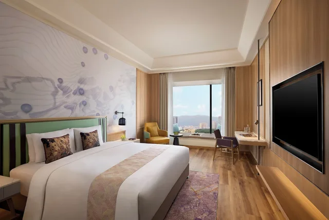 Superior, King Bed, Vivanta Thane LBS Road 1/7