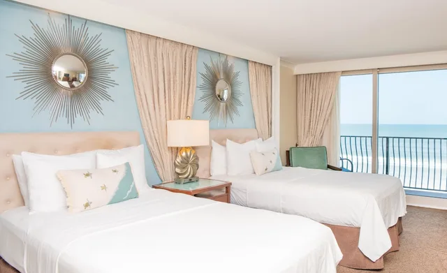 Room, 2 Double Beds, Ocean Front, Balcony، One Ocean Resort & Spa 3/4