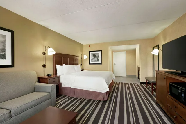 استوديو بسرير كينج مع أريكة، Hampton Inn Washington-Dulles Intl Airport South 7/10